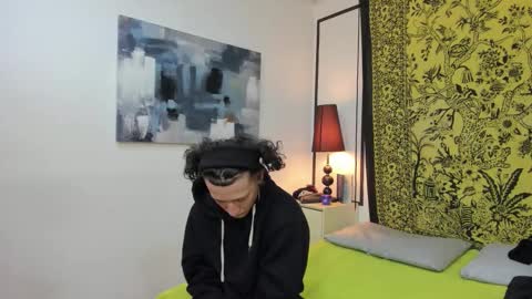 aria y orien  online show from 01.07.26