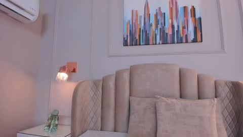 Aria  online show from 12.04.24