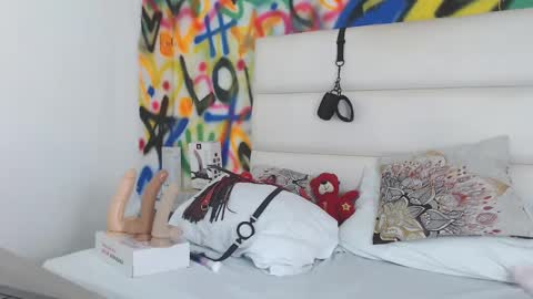 Snapshot of aria_martiin chatting on 01.16.25 aria online show from 01.16.25