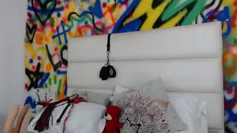 Snapshot of aria_martiin chatting on 03.05.25 aria online show from 03.05.25