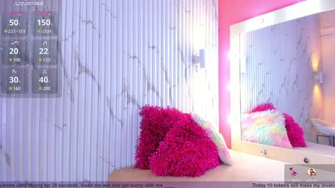 Aria Millers  online show from 01.21.25