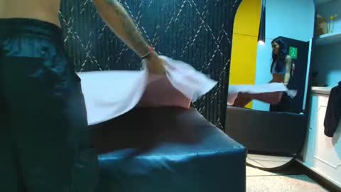 Aria Millers  online show from 11.11.25