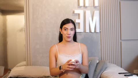 Snapshot of ariaa_isabell chatting on 04.27.26 Ariaa online show from 04.27.26