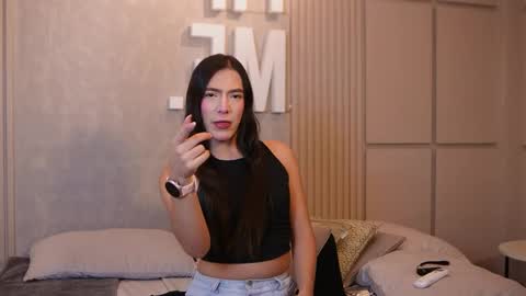Snapshot of ariaa_isabell chatting on 05.07.26 Ariaa online show from 05.07.26