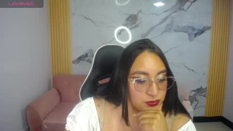 Snapshot of ariabliss_ch chatting on 06.16.26 ariabliss_ch online show from 06.16.26