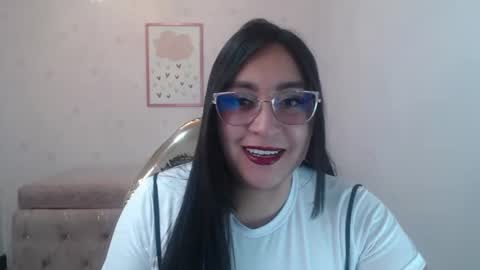 Snapshot of ariabliss_ch chatting on 06.28.26 ariabliss_ch online show from 06.28.26