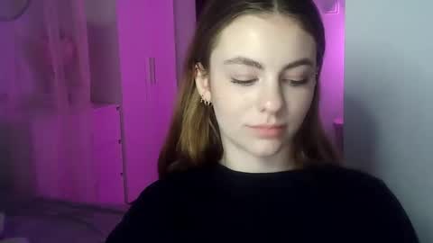 Snapshot of ariacreazy chatting on 12.14.24 AriaCreazy online show from 12.14.24