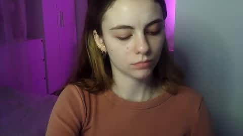 Snapshot of ariacreazy chatting on 12.18.24 AriaCreazy online show from 12.18.24