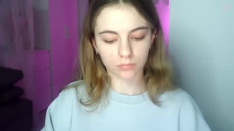 Snapshot of ariacreazy chatting on 01.04.25 AriaCreazy online show from 01.04.25