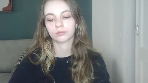 Snapshot of ariacreazy chatting on 09.20.25 AriaCreazy online show from 09.20.25