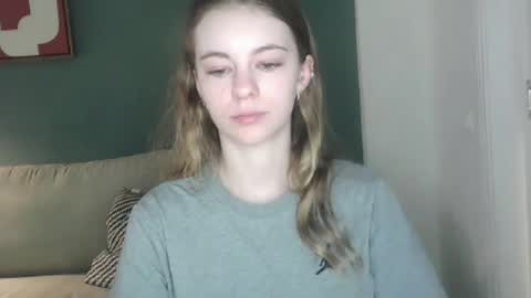 Snapshot of ariacreazy chatting on 09.29.25 AriaCreazy online show from 09.29.25