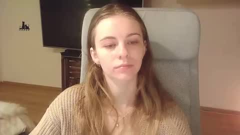 Snapshot of ariacreazy chatting on 10.21.25 AriaCreazy online show from 10.21.25