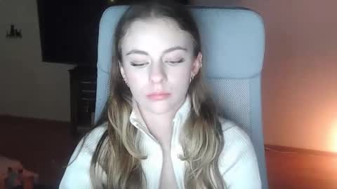 Snapshot of ariacreazy chatting on 11.03.25 AriaCreazy online show from 11.03.25