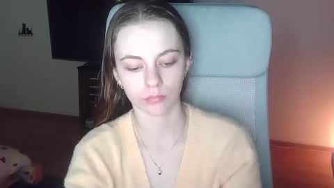 Snapshot of ariacreazy chatting on 11.06.25 AriaCreazy online show from 11.06.25