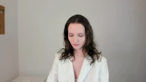 Ariadna online show from 04.27.26