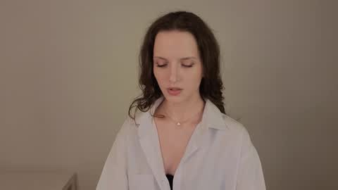 Snapshot of ariadna_s chatting on 05.02.26 Ariadna online show from 05.02.26