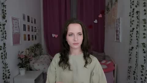 Snapshot of ariadna_s chatting on 07.20.26 Ariadna online show from 07.20.26