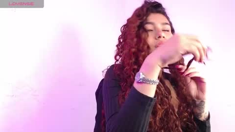 Ari online show from 01.02.25