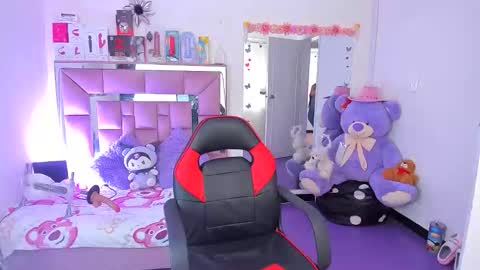 ariadnacappelletty online show from 03.21.26