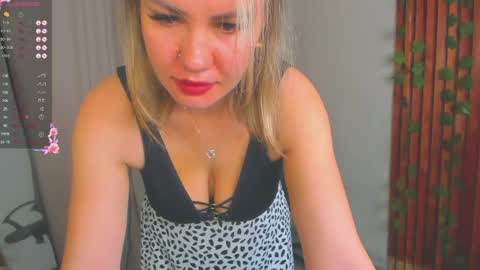 Snapshot of ariaeven chatting on 05.30.26 ariaeven online show from 05.30.26