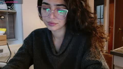 Snapshot of ariagal chatting on 06.01.26 ariagal online show from 06.01.26