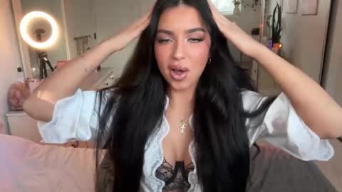 Aria  online show from 01.18.26