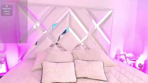 ariana_castillo__ online show from 03.19.26