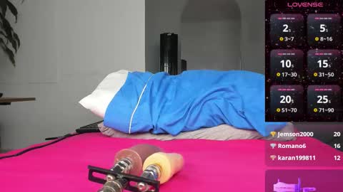 ariana_nix online show from 09.25.25