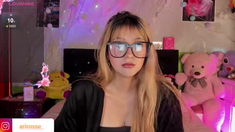 Ariana  online show from 11.24.25