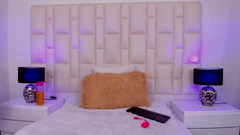  ariana  online show from 02.10.25