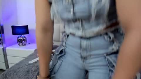Snapshot of ariana_rouse_ chatting on 02.07.26 ariana online show from 02.07.26
