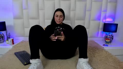 Snapshot of ariana_rouse_ chatting on 03.06.26 ariana online show from 03.06.26