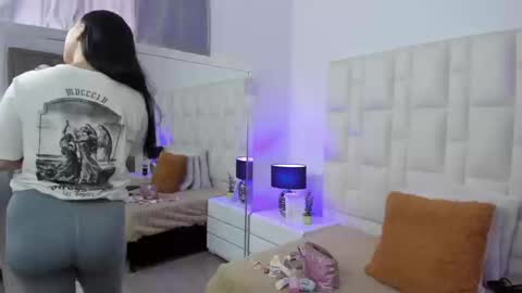 Snapshot of ariana_rouse_ chatting on 03.16.26 ariana online show from 03.16.26