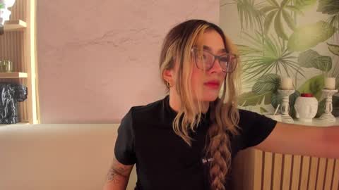 Ari online show from 11.09.25