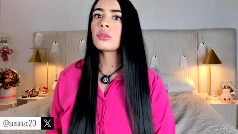 Snapshot of ariana_zc_ chatting on 10.04.25 Susan online show from 10.04.25