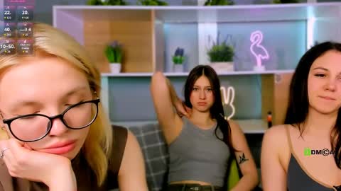 arianaa_cat online show from 03.02.26