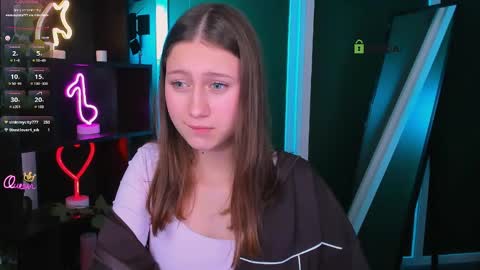 Snapshot of arianaa_cat chatting on 04.26.26 arianaa_cat online show from 04.26.26