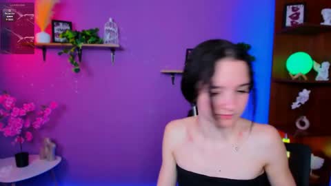 Snapshot of arianaa_cat chatting on 04.30.26 arianaa_cat online show from 04.30.26