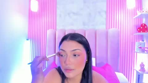 Snapshot of arianarougee chatting on 06.26.26 ArianaRougee online show from 06.26.26
