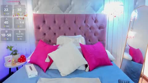 Snapshot of arianarougee chatting on 07.10.26 ArianaRougee online show from 07.10.26