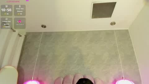 Snapshot of arianarougee chatting on 07.12.26 ArianaRougee online show from 07.12.26