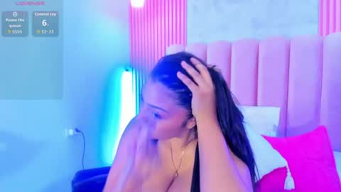 Snapshot of arianarougee chatting on 07.15.26 ArianaRougee online show from 07.15.26