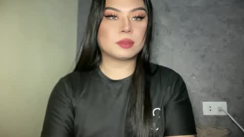 Snapshot of arianna_wardx chatting on 12.19.24 LOVELY online show from 12.19.24