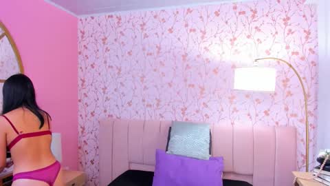 Arianna online show from 10.23.25