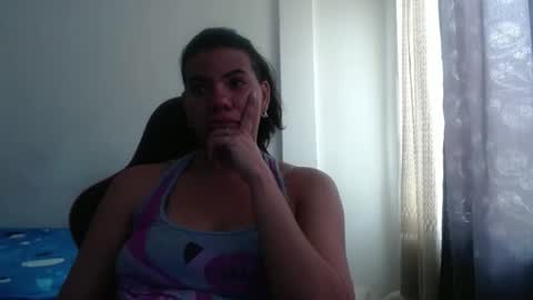 ariannaloovel online show from 10.22.25