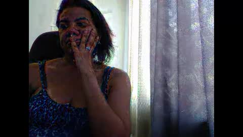 ariannaloovel online show from 01.17.26