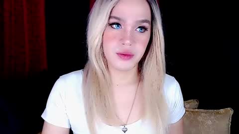 ARIANNE CUMS  online show from 01.27.25