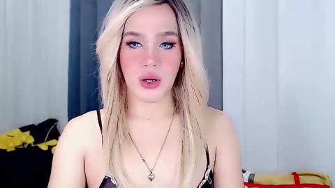 ARIANNE CUMS  online show from 03.02.25