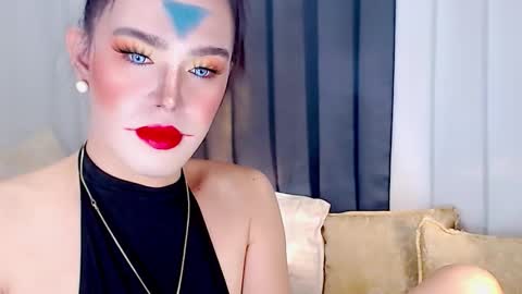 ARIANNE CUMS  online show from 10.31.25