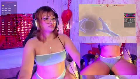 Snapshot of arianova_ chatting on 02.11.26 Aria online show from 02.11.26